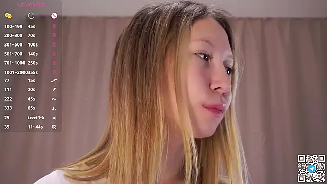 Snapshot of KatrinaDudack chatting on 3, 11, 2025 KatrinaDudack online show from 3, 11, 2025