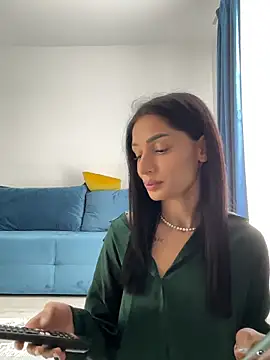 VickyM99 online show from 8, 4, 2026