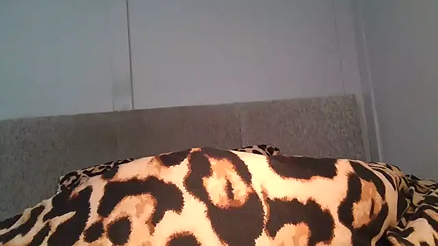 Naughty JessieX online show from 21, 4, 2026