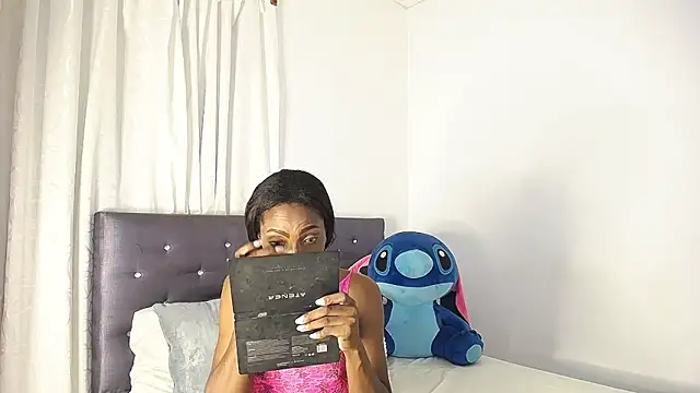 Snapshot of BryanaSmiths chatting on 4, 11, 2025 BryanaSmiths online show from 4, 11, 2025