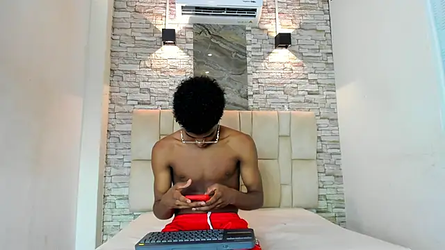 XAVI LEE online show from 28, 11, 2025