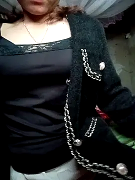 Snapshot of Isabella-love chatting on 19, 11, 2025 Isabella-love online show from 19, 11, 2025