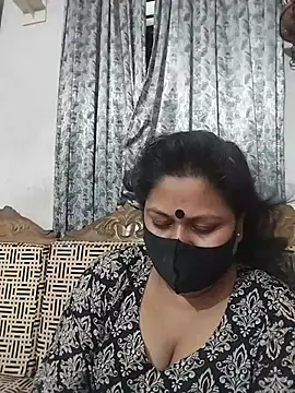 Snapshot of munni-506 chatting on 15, 7, 2026 munni-506 online show from 15, 7, 2026