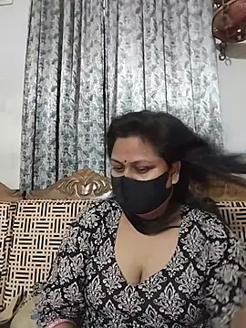 Snapshot of munni-506 chatting on 23, 7, 2026 munni-506 online show from 23, 7, 2026
