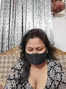 Snapshot of munni-506 chatting on 27, 7, 2026 munni-506 online show from 27, 7, 2026