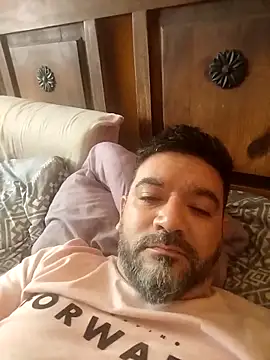 Menteabierta2025 online show from 9, 11, 2025