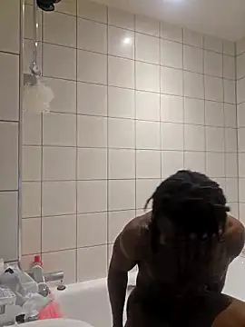 Snapshot of sweet_juicem chatting on 10, 11, 2025 sweet juicem online show from 10, 11, 2025