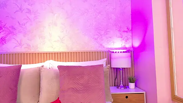 ValeriaMonet online show from 10, 6, 2026