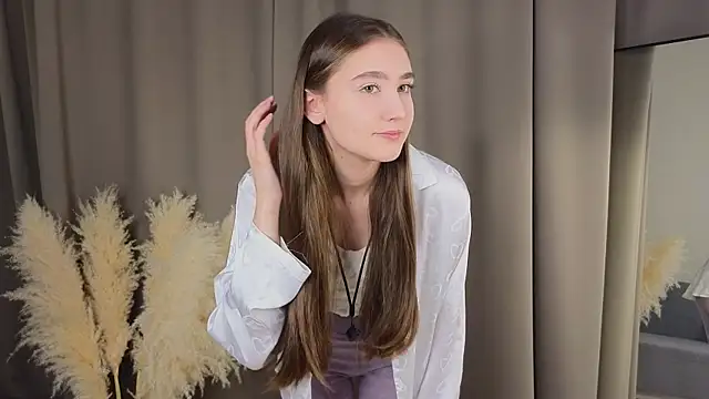 AriannaSemke online show from 13, 11, 2025