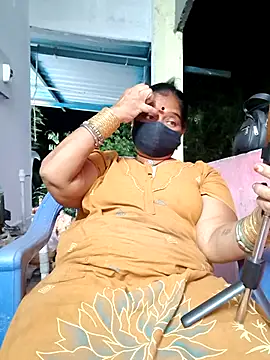 Snapshot of savithasree chatting on 24, 4, 2026 savithasree online show from 24, 4, 2026