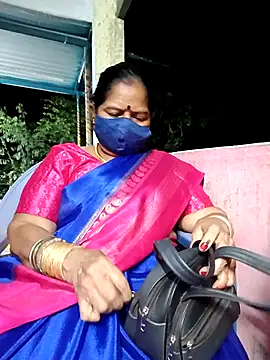 Snapshot of savithasree chatting on 25, 4, 2026 savithasree online show from 25, 4, 2026