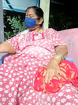 Snapshot of savithasree chatting on 29, 4, 2026 savithasree online show from 29, 4, 2026
