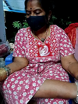 Snapshot of savithasree chatting on 30, 4, 2026 savithasree online show from 30, 4, 2026