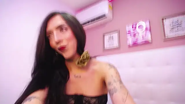 LAURALUXE online show from 30, 11, 2025