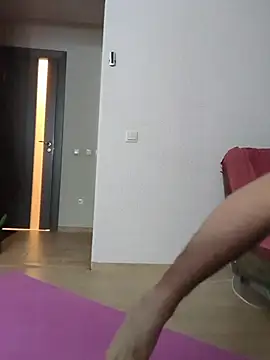 Snapshot of lucky_swimmer chatting on 28, 11, 2025 lucky swimmer online show from 28, 11, 2025