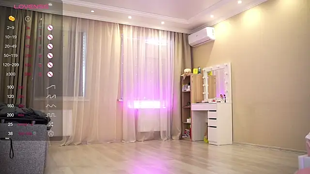 Bananalizzy online show from 10, 4, 2026