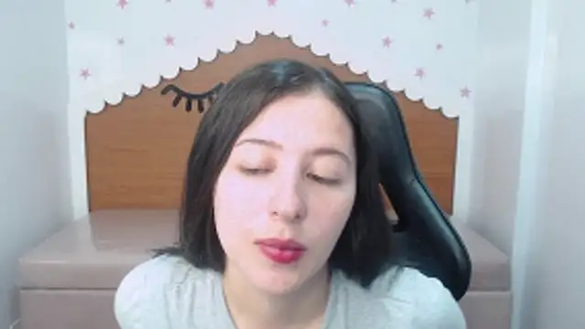 scarlett percy t online show from 26, 11, 2025