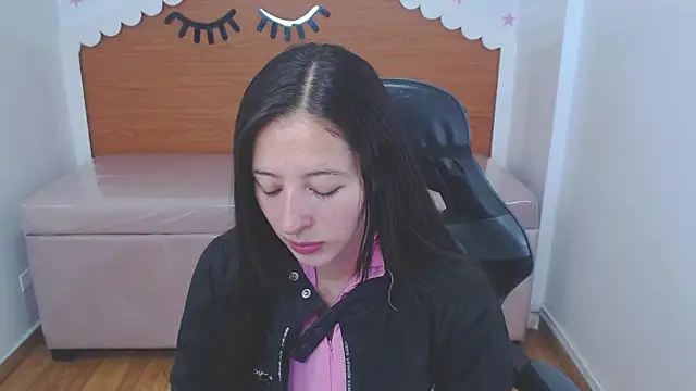 scarlett percy t online show from 20, 2, 2026