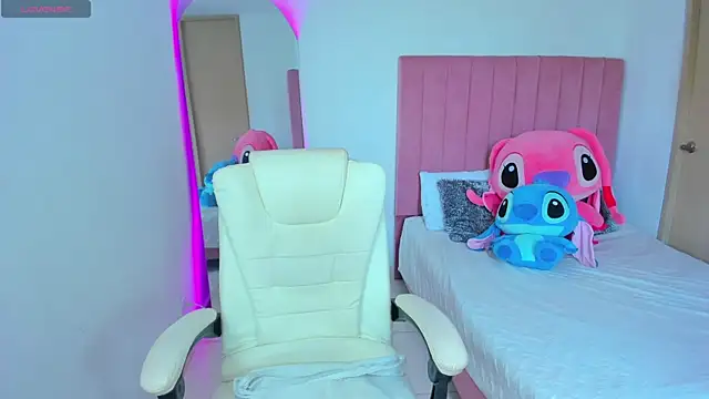 Janettcruz online show from 31, 3, 2026