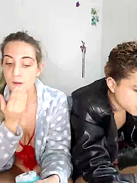 Snapshot of minervaystiven chatting on 16, 11, 2025 minervaystiven online show from 16, 11, 2025