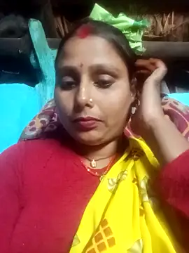 Snapshot of MiniBeast_2 chatting on 12, 11, 2025 MiniBeast 2 online show from 12, 11, 2025