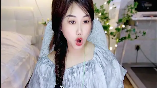 tutumissy online show from 3, 12, 2025