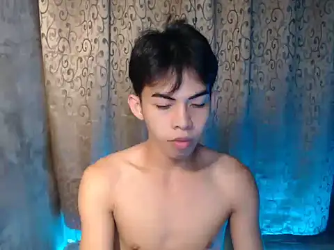 Urhotsilverboy online show from 15, 11, 2025