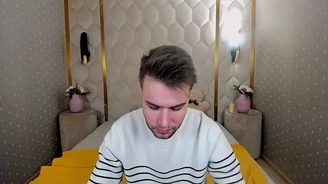 Snapshot of JonnahHell chatting on 23, 12, 2025 JonnahHell online show from 23, 12, 2025