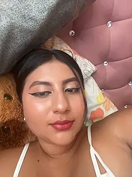 Roxy luck online show from 12, 11, 2025