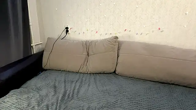 Snapshot of doublemuse chatting on 5, 11, 2025 doublemuse online show from 5, 11, 2025