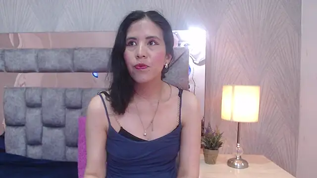 GiselaZivic online show from 4, 12, 2025