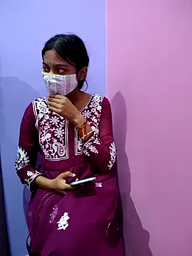 Student12th online show from 8, 11, 2025