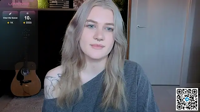 Snapshot of eshleeygreen chatting on 5, 6, 2026 eshleeygreen online show from 5, 6, 2026