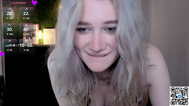 Snapshot of eshleeygreen chatting on 6, 7, 2026 eshleeygreen online show from 6, 7, 2026