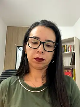 Snapshot of Vicky_ro chatting on 10, 11, 2025 Vicky ro online show from 10, 11, 2025