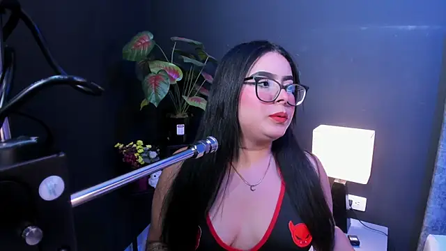 Amy whittee online show from 17, 4, 2026