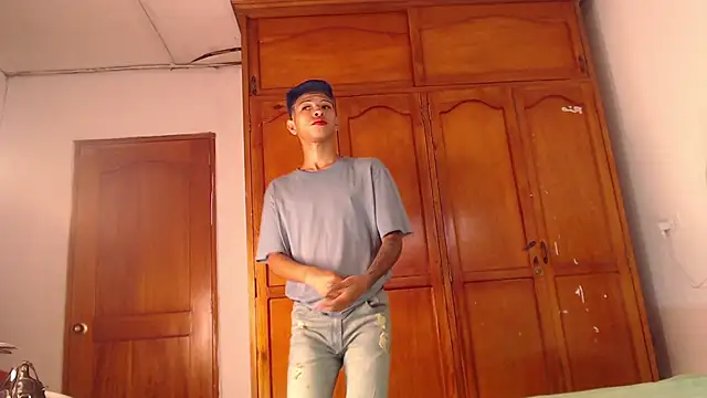 Tessachains 2  online show from 14, 2, 2026