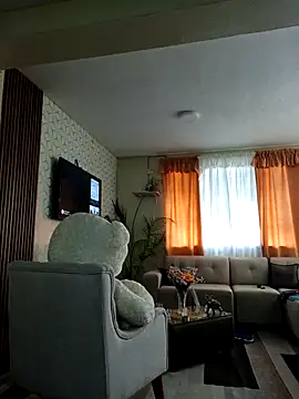 Snapshot of Emanuel00_- chatting on 24, 11, 2025 Emanuel00 - online show from 24, 11, 2025