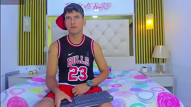 KEVIN MCKINLEY online show from 10, 11, 2025