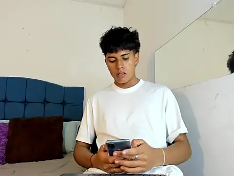 Valentino Lane online show from 7, 1, 2026