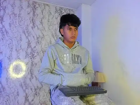 Valentino Lane online show from 10, 2, 2026