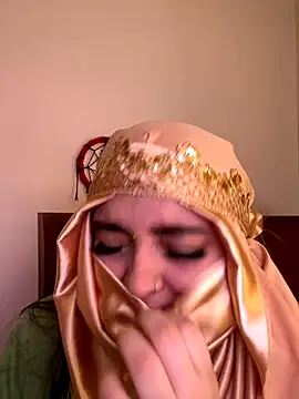 candicewest  online show from 27, 11, 2025