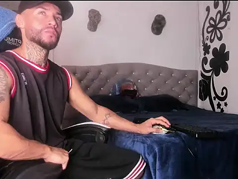 couple-hothot online show from 20, 12, 2025