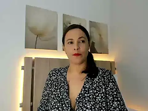 Snapshot of IsabellaCrissty chatting on 11, 3, 2026 IsabellaCrissty online show from 11, 3, 2026