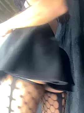 Snapshot of Alexandra_curly chatting on 9, 11, 2025 Alexandra curly online show from 9, 11, 2025