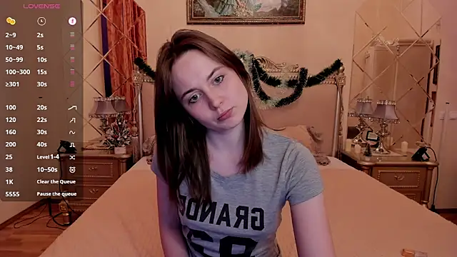 HolyBabyDoll online show from 18, 12, 2025