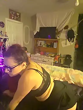 Snapshot of GemmaJustice1127 chatting on 21, 11, 2025 GemmaJustice1127 online show from 21, 11, 2025