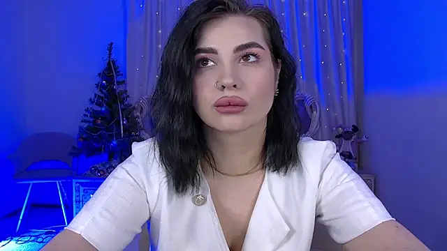 AdrianaTorres online show from 2, 12, 2025