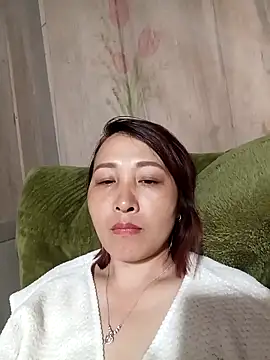 Missa-kute20 online show from 2, 3, 2026