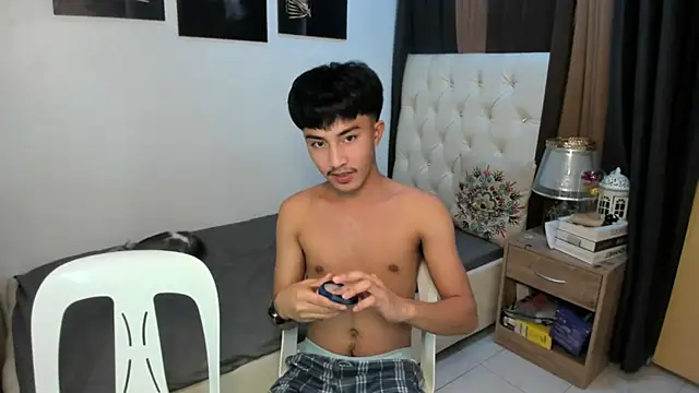 Urloverhardcock online show from 25, 11, 2025